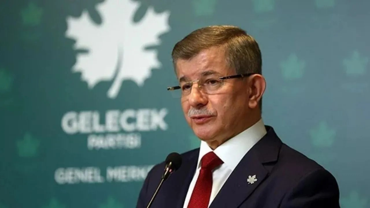 davutoglu2.jpg