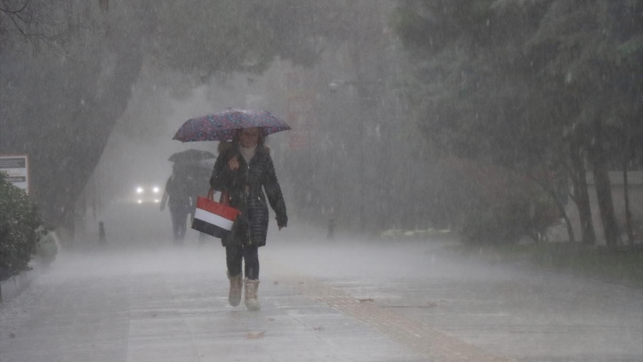 afaddan-kritik-uyari-karadenizde-turuncu-alarm-ekipler-teyakkuzda-yenicag-3.jpg