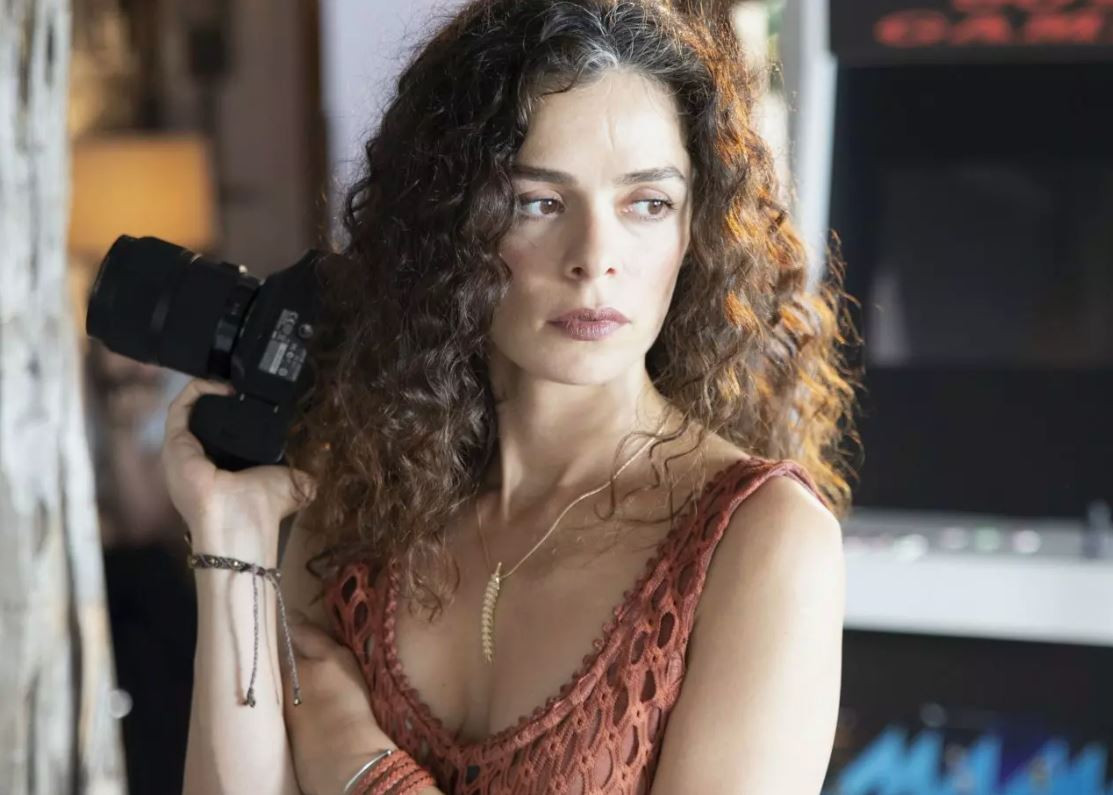 ozge-ozpirincci-babasini-anarken-gozyaslarina-boguldu-verissimoda-duygusal-anlar-yenicag-14.jpg