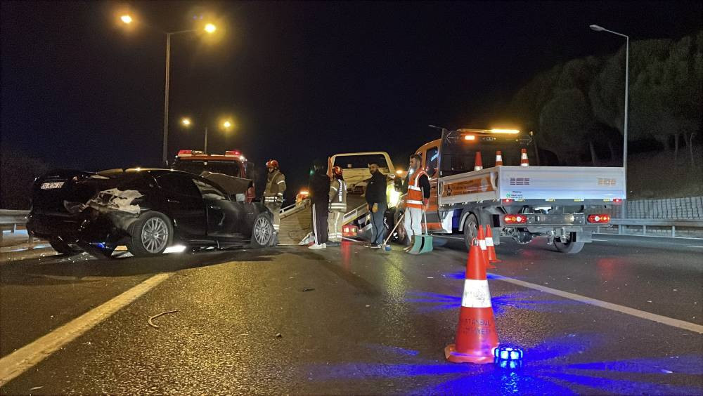 TEM Otoyolu’nda feci kaza! Sürücü aranıyor