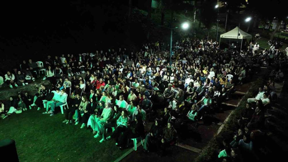 Bursa&rsquo;da sinema g&uuml;nleri: Irgandı K&ouml;pr&uuml;s&uuml;'nde &lsquo;La La Land&rsquo; fırtınası!